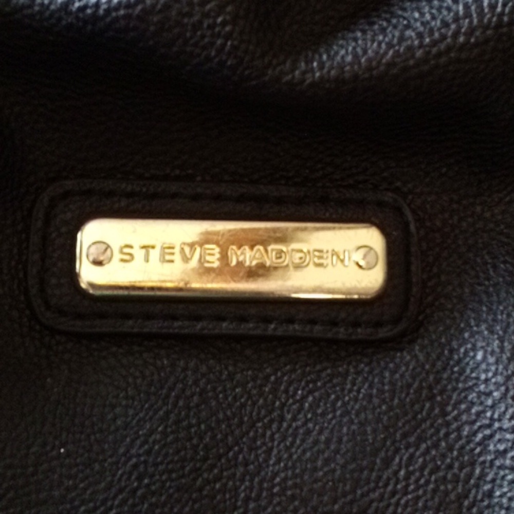 Black Steve Madden Purse